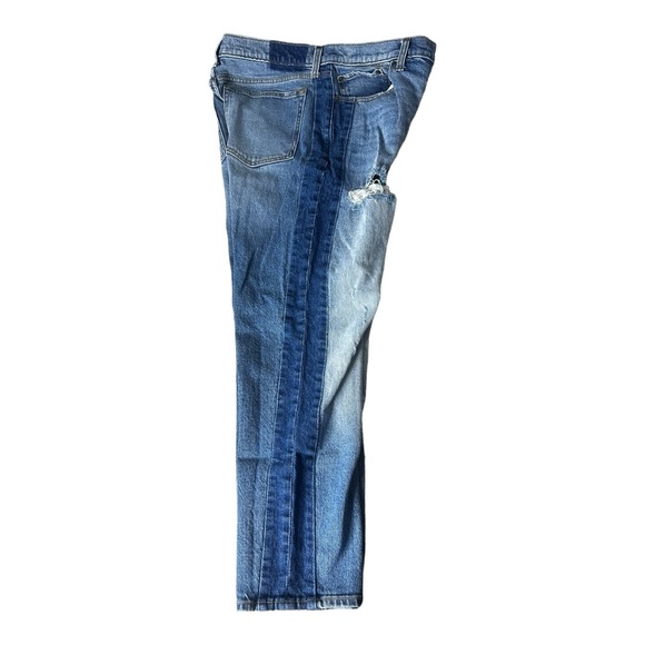 Abercrombie & Fitch High Rise Mom Jeans Distressed Denim 30 10R 26” Inseam - Picture 4 of 7